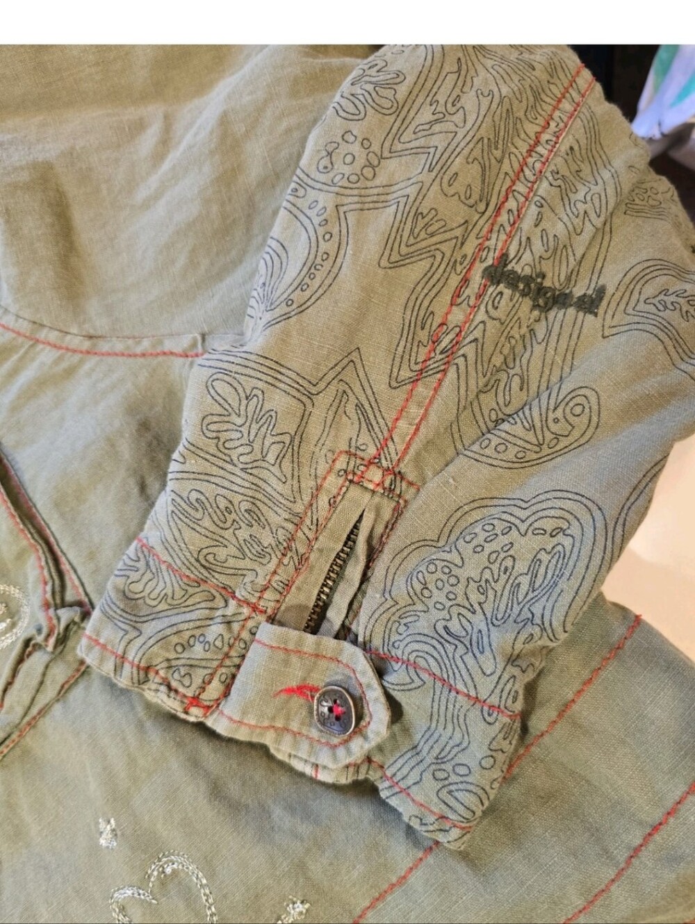 Desigual Womens Army Green Hooded Jacket with Floral Embroidered Patches Size 46 - Picture 4 of 13